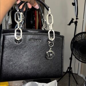 Preowned Michael Kors Cynthia Black Shoulder Satchel Bag